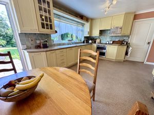 Breakfast Kitchen- click for photo gallery